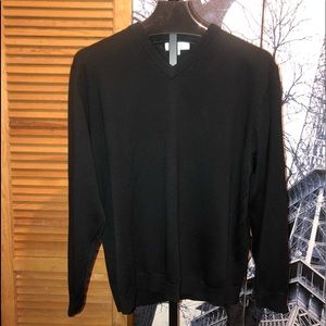 Turnbury Men’s V-Neck Sweater